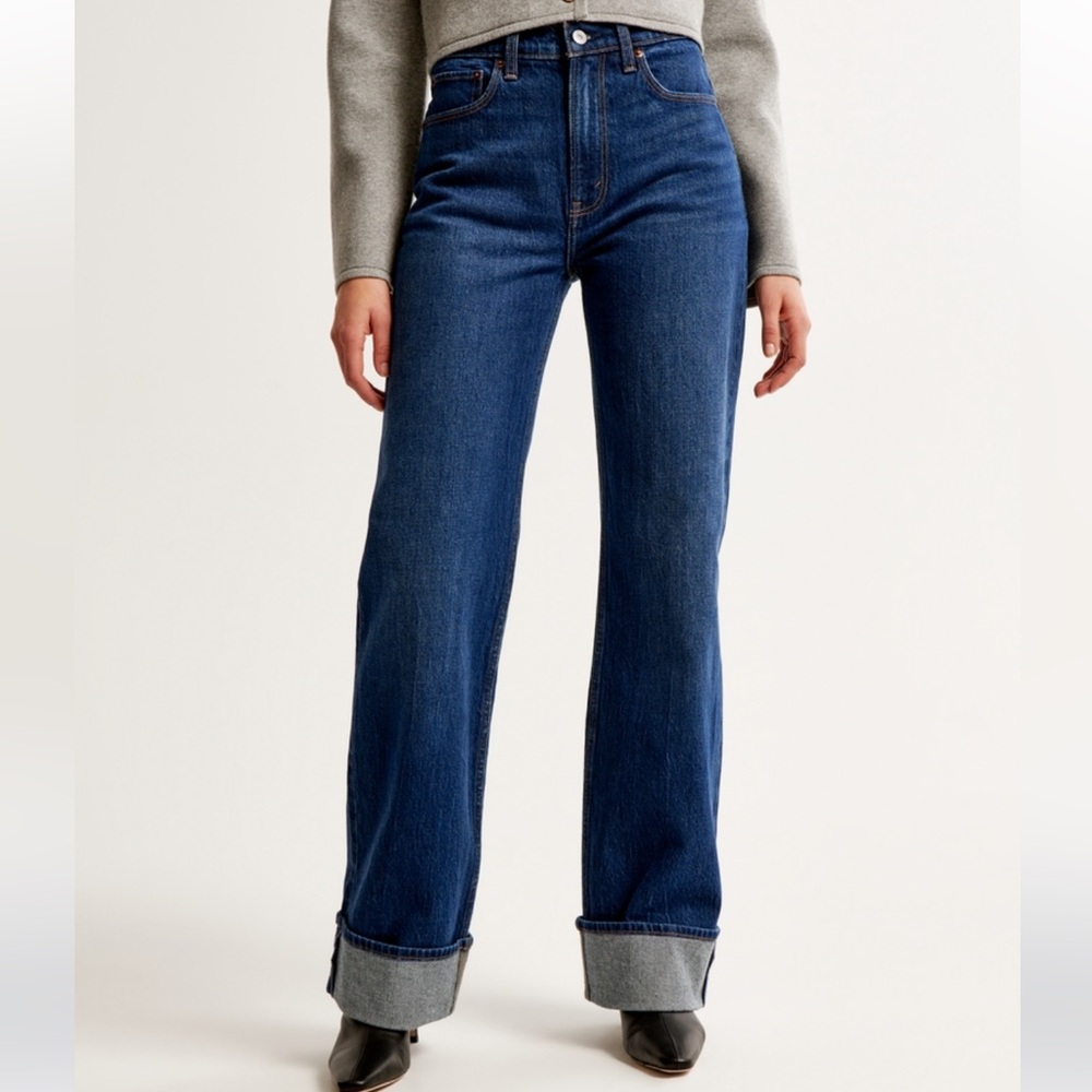 Abercrombie & Fitch High Rise 90s Relaxed Jeans